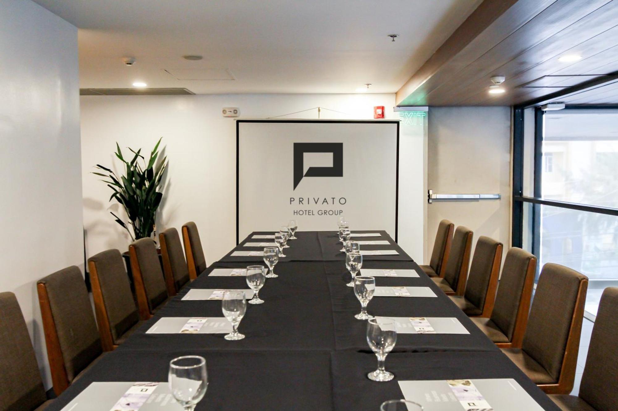 Privato Quezon City Exterior photo