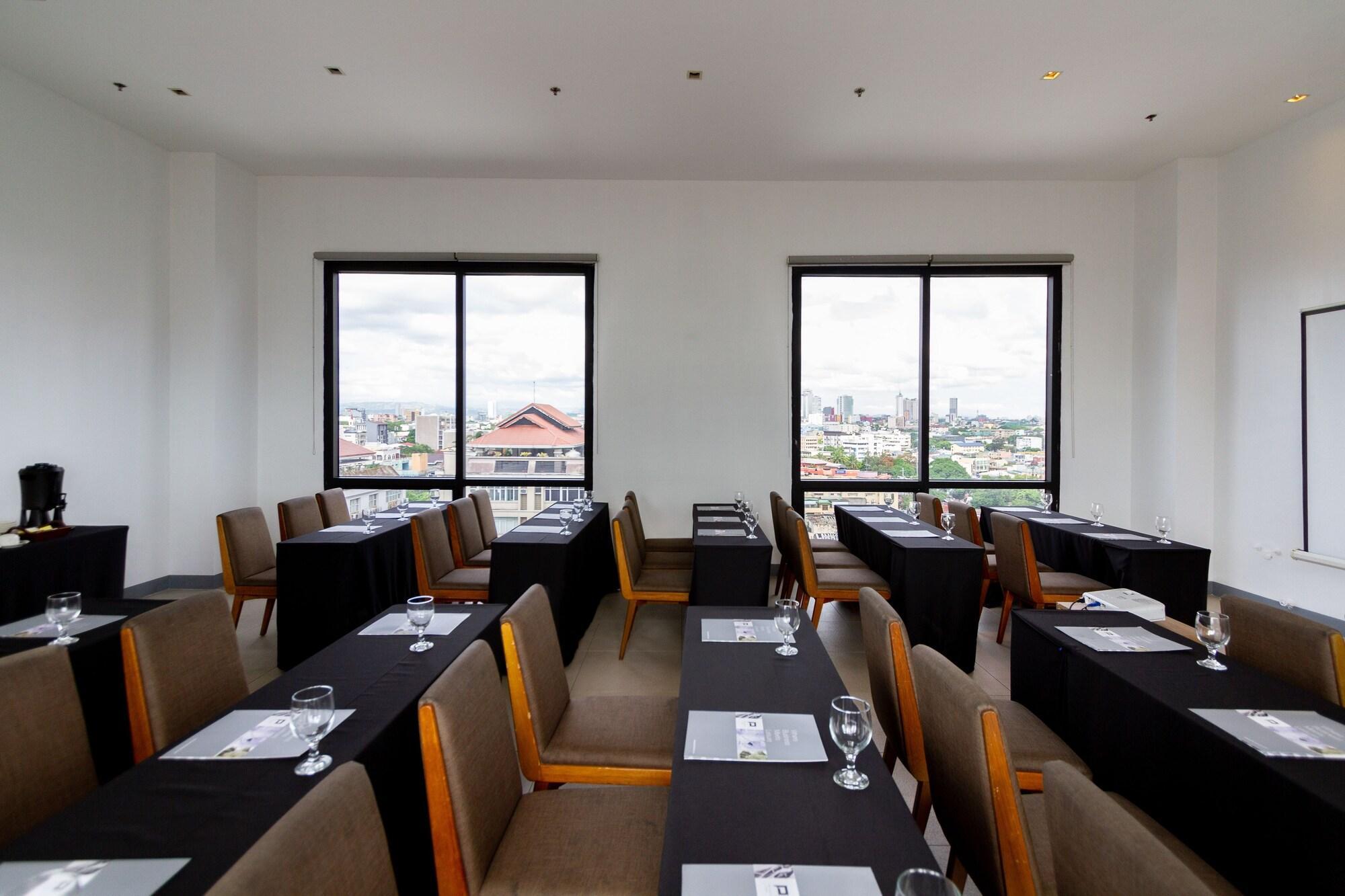 Privato Quezon City Exterior photo