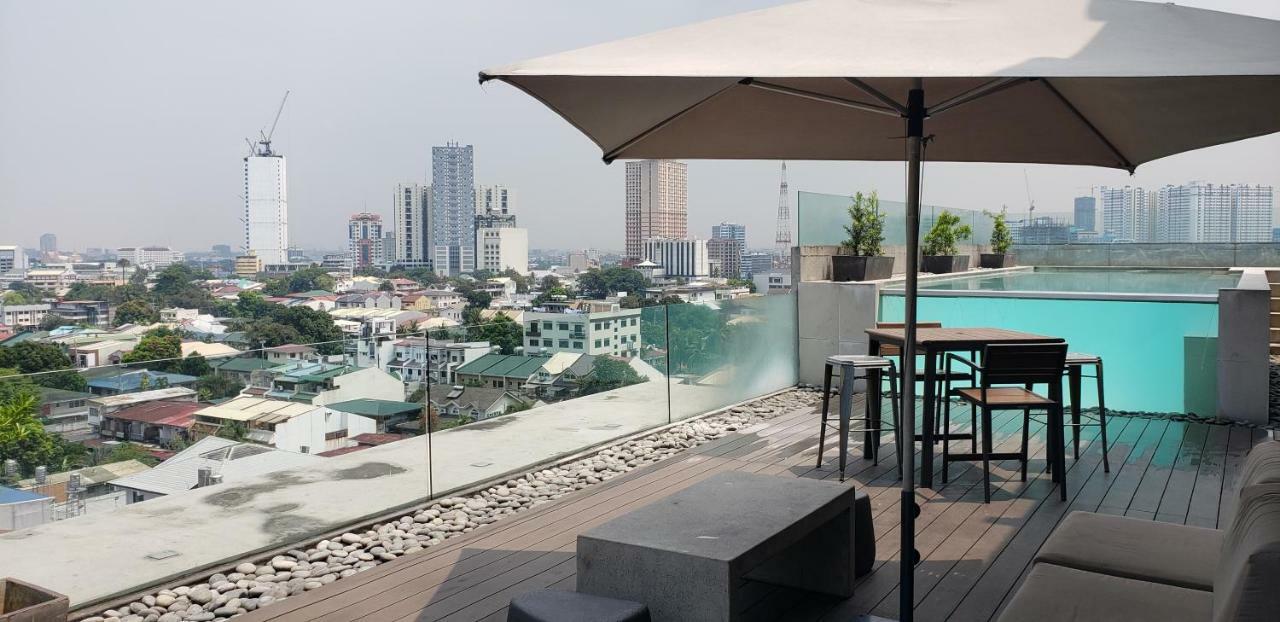 Privato Quezon City Exterior photo